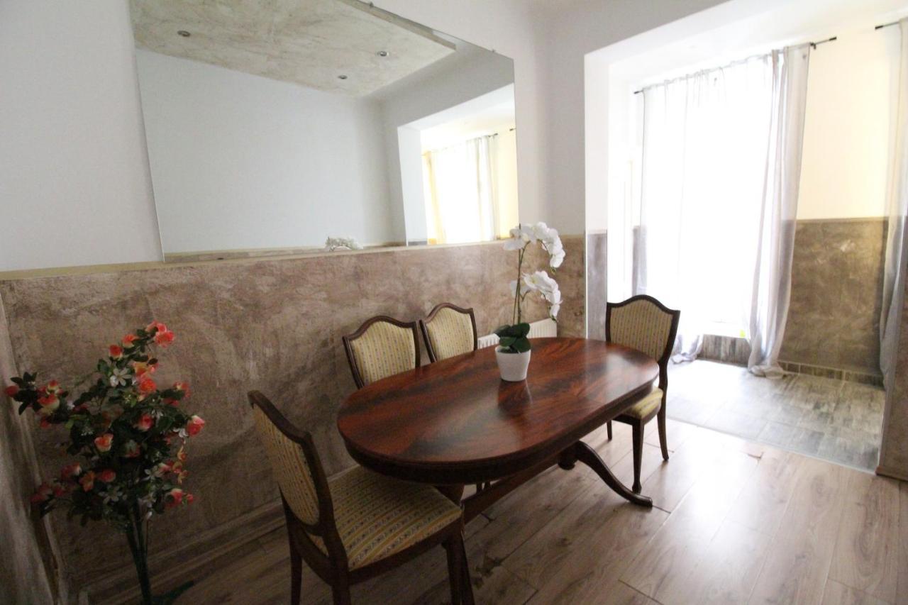 Family Quad Room Rf Wina Bagian luar foto
